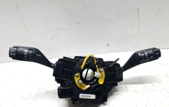 Ford Focus A set of switches 4M5T-14A664-AB