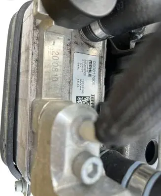 Ferrari 296 GTS Engine oil radiator 300094 000817608 MS802001