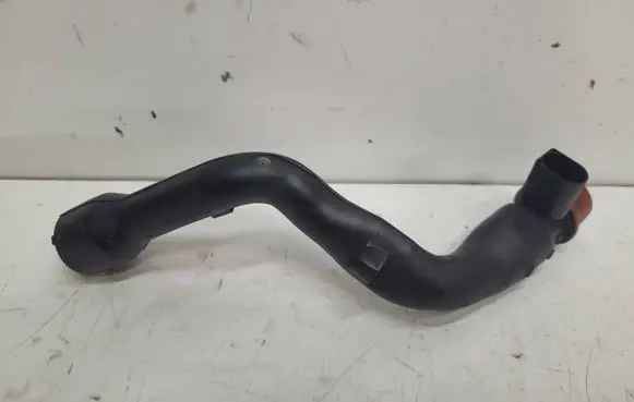 Breather/breather pipe/hose