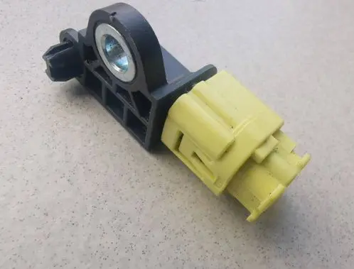 Nissan Qashqai Airbag deployment crash/impact sensor 988303RA0A 02262018 NA3RAT82268683