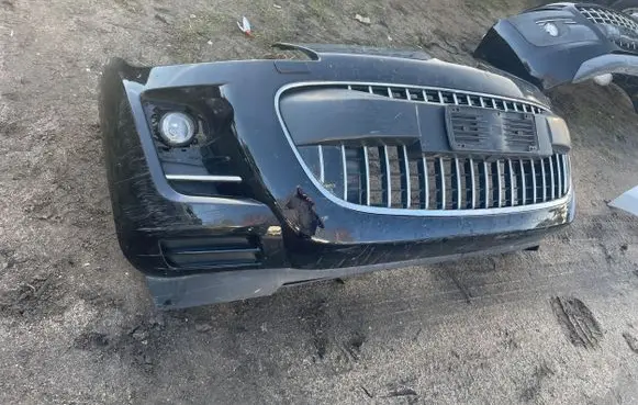 Peugeot 4007 Front bumper