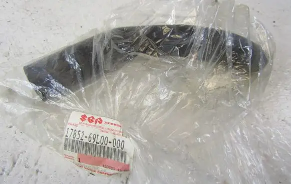 Suzuki Swift III Engine coolant pipe/hose 1785269L00000