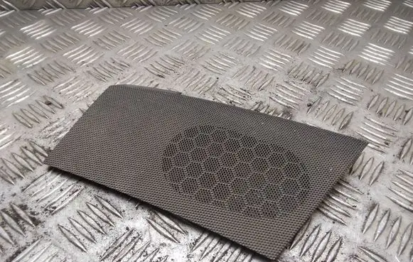 Side speaker trim/cover