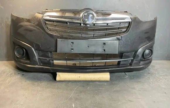 Opel Combo D Front bumper 735593391