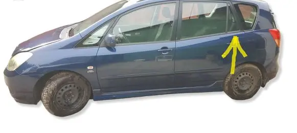 Toyota Corolla Verso E121 Rear vent window glass AS2 REARLEFT