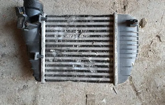 Audi A6 S6 C6 4F Intercooler radiator 4F0145805