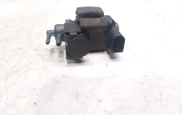 Audi A6 S6 C7 4G Vacuum valve 059906629D 0212826B