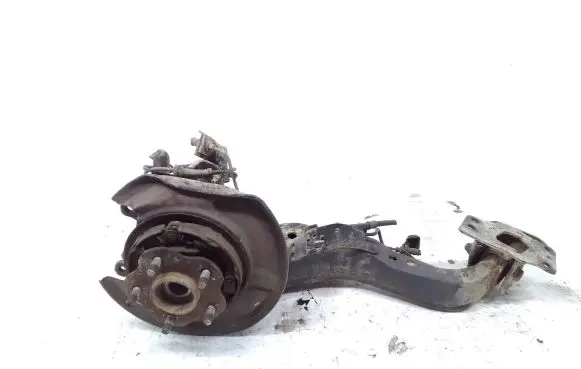 Renault Koleos I Rear wheel hub spindle/knuckle 
