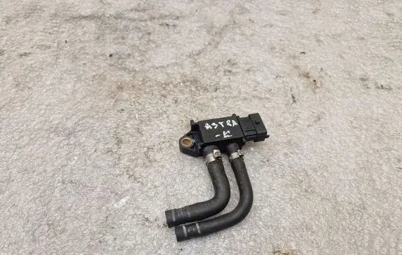 Opel Astra K Exhaust gas pressure sensor 55599659 C74386800