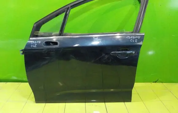 Citroen C4 II Front door PRZOD