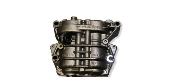Mercedes-Benz E W211 Oil pump balance shaft A6460100238