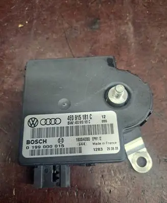 Audi A8 S8 D3 4E Battery control module 4E0915181C 0199000015 4E0910181C