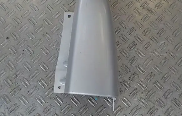 Renault Trafic III (X82) Rear/tail light trim molding 