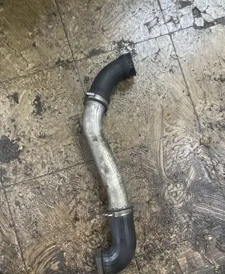 BMW 5 E39 Intercooler hose/pipe