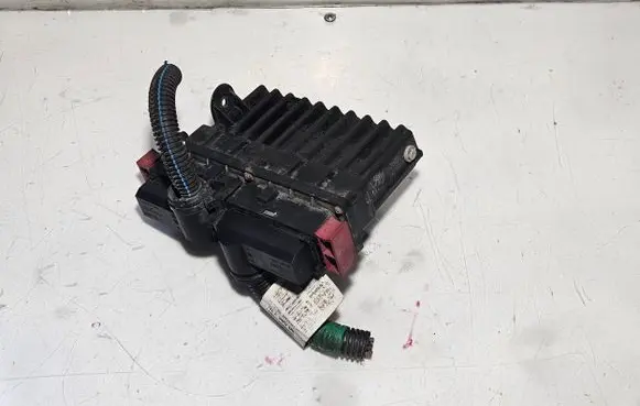Opel Astra G Coolant fan relay 09131730