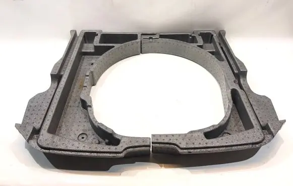 Volvo V50 Spare wheel section trim 8641821