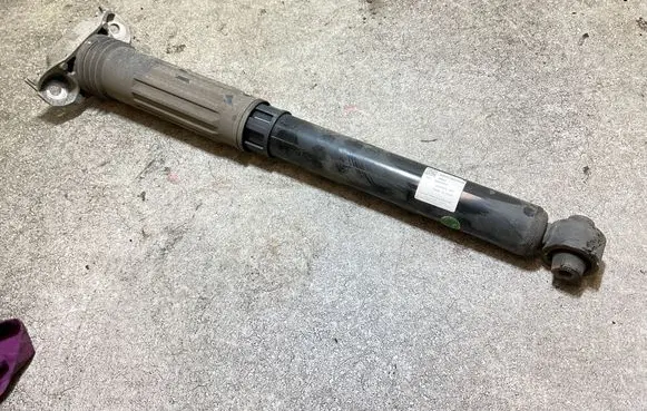 MG MG4 ev Rear shock absorber/damper 10932514 EH32 20230828