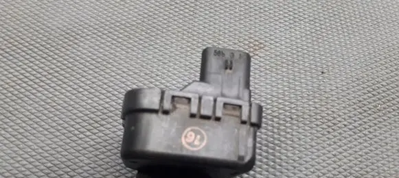Alfa Romeo 164 Headlight level adjustment motor 0307852321