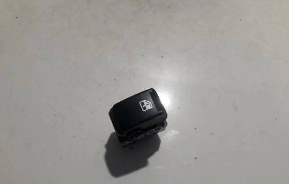 Hyundai Tucson JM Electric window control switch