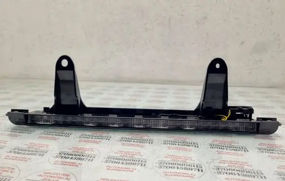 Audi A2 Third/center stoplight 8Z0945097