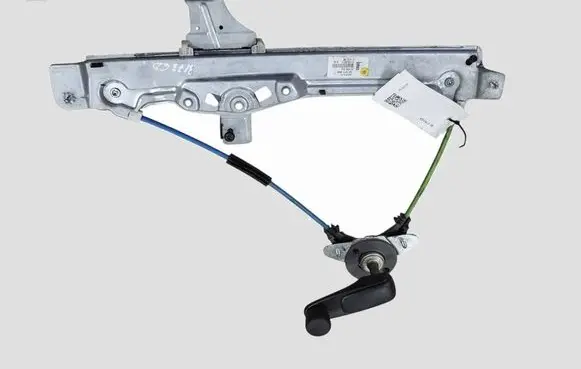 Peugeot 208 I Rear door manual window regulator 9673153880