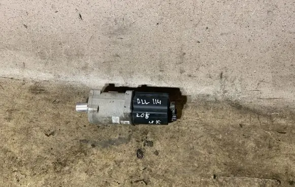 Mercedes-Benz C W205 Steering rack electric part 01004001682