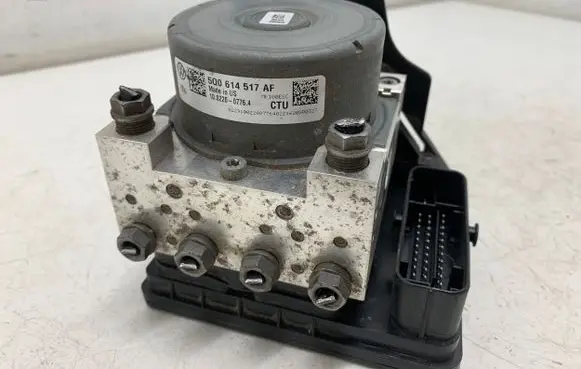 Seat Leon (5F) ABS Pump 5Q0614517AF S0398