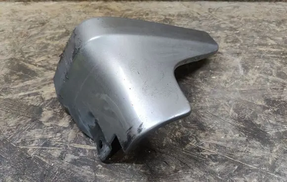 Infiniti G35 Side skirt rear trim DS99068