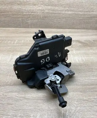 Audi A4 S4 B6 8E 8H Rear door lock 8E0839016C