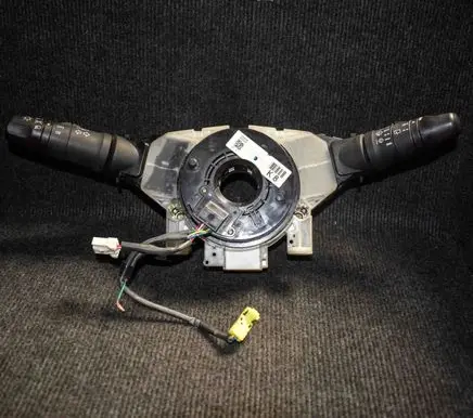 Nissan Almera N16 Indicator stalk 25540AV620 25260AV770