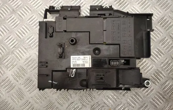 Porsche Cayenne (92A) Fuse box set 7P0937548J
