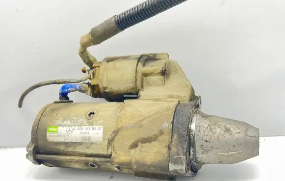 Mercedes-Benz E W211 Starter motor A0051518901