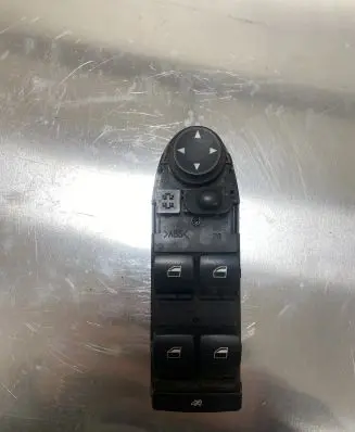 BMW 5 E60 E61 Electric window control switch 9122110