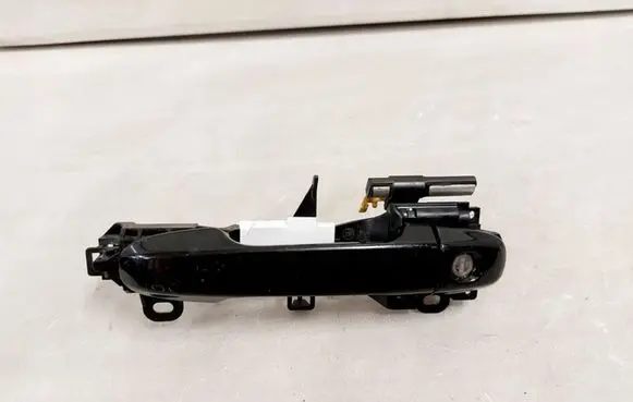 Subaru Trezia Front door exterior handle