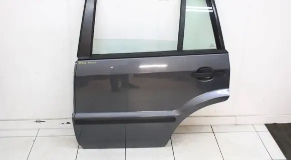 Ford Fusion Rear door