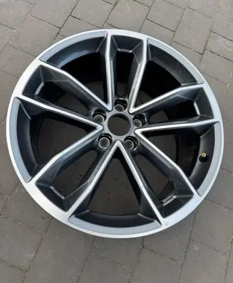 Audi A5 R19 alloy rim 8W0601025DF 8W0601025DG