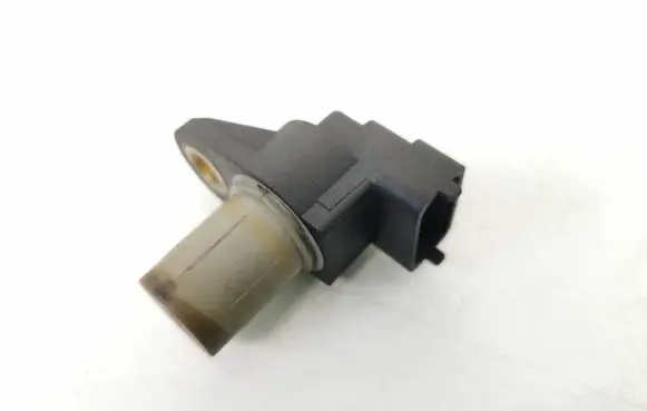 Mercedes-Benz A W169 Camshaft position sensor A0031539728 070904