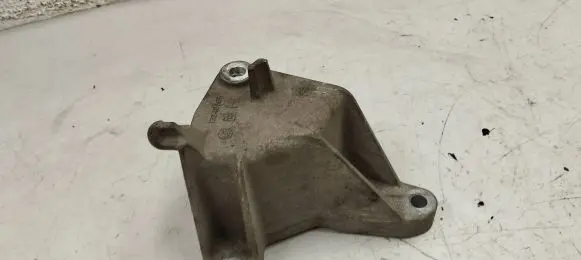 Opel Astra J Gearbox mounting bracket 13248665