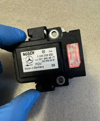 Mercedes-Benz E W211 ESP acceleration yaw rate sensor 0265005230 A0265005230