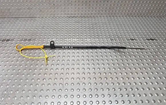 Chevrolet Aveo Oil level dip stick B12D1