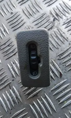 Opel Movano A Headlight level height control switch 8200060042