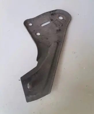 Volvo V40 Muffler mount bracket/holder AV61101A80AF AJXXA3913