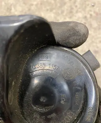 BMW 5 F10 F11 Horn signal 703881157 12798203