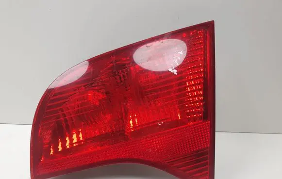 Audi A4 S4 B7 8E 8H Tailgate rear/tail lights 8E9945094