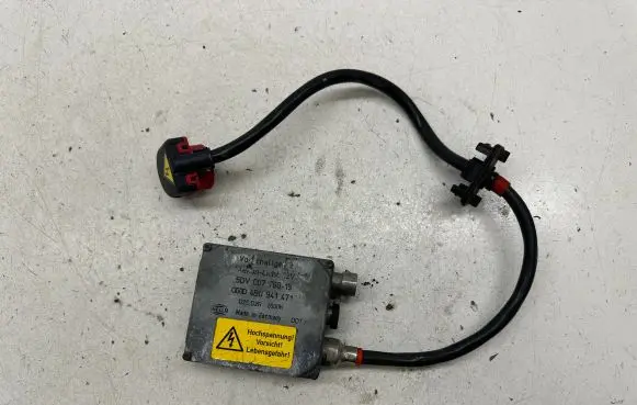 Audi A6 S6 C5 4B Headlight ballast module Xenon 4B0941471 5DV00776015