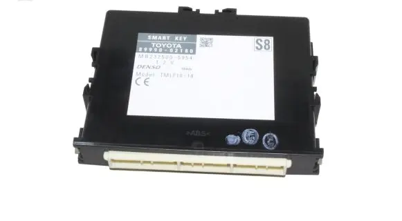 Toyota Auris E180 Keyless (KESSY) go control unit/module 8999002180 MB2325005954