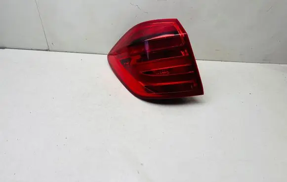 Mercedes-Benz GLE (W166 - C292) Rear/tail lights A1669067501