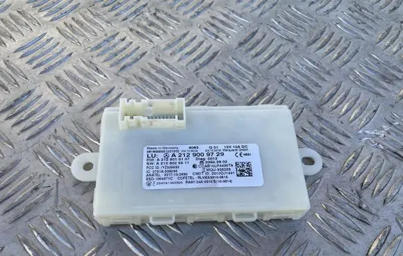Mercedes-Benz A W176 Keyless system antenna A2129009729