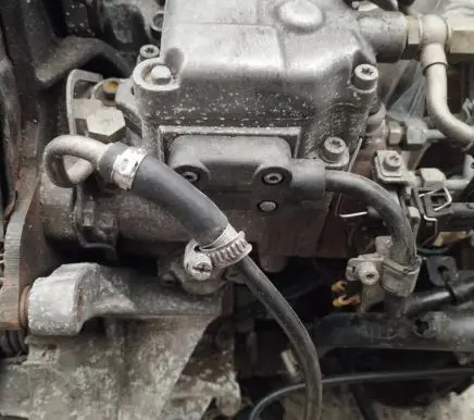 Audi A4 S4 B5 8D Fuel injection high pressure pump 028330110h 0460404835