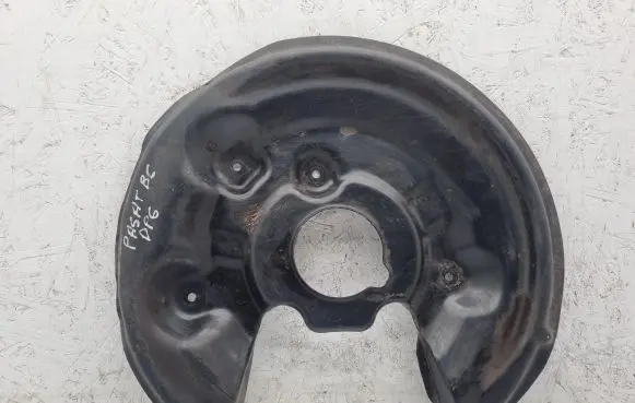 Volkswagen PASSAT B6 Rear brake disc plate dust cover 3C0615612H